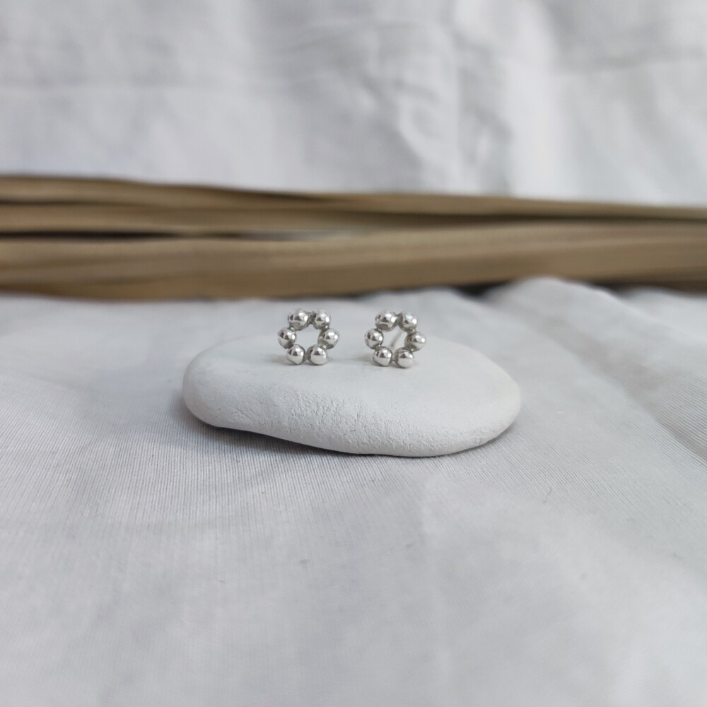 Pendientes Flora en plata de ley