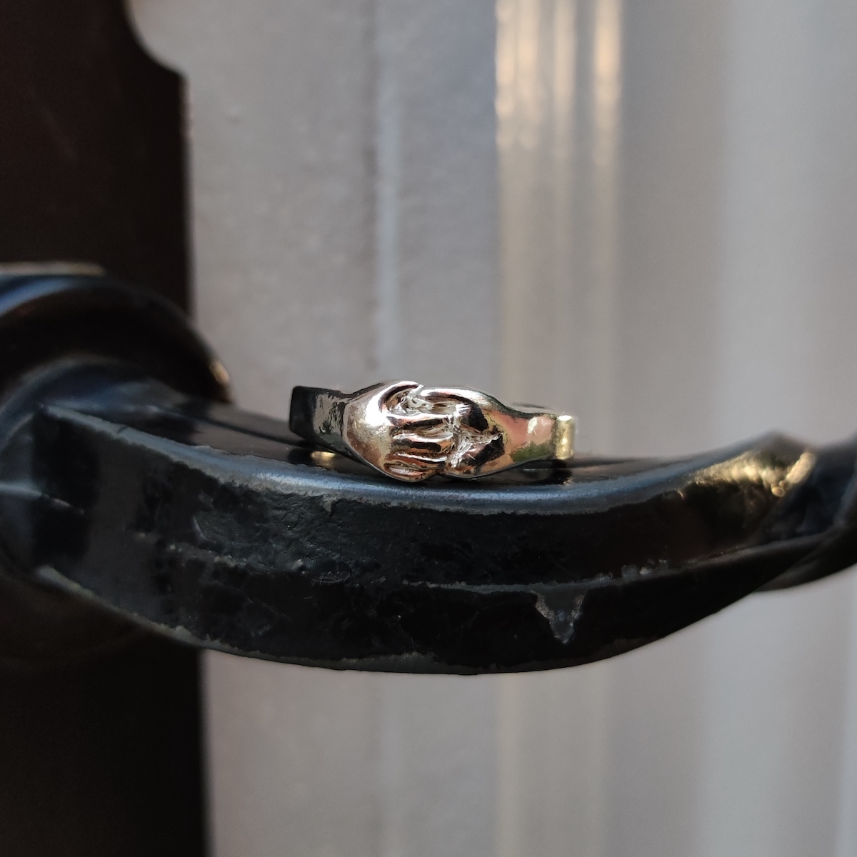 Raquel Mor: alianzas y anillos de boda personalizados